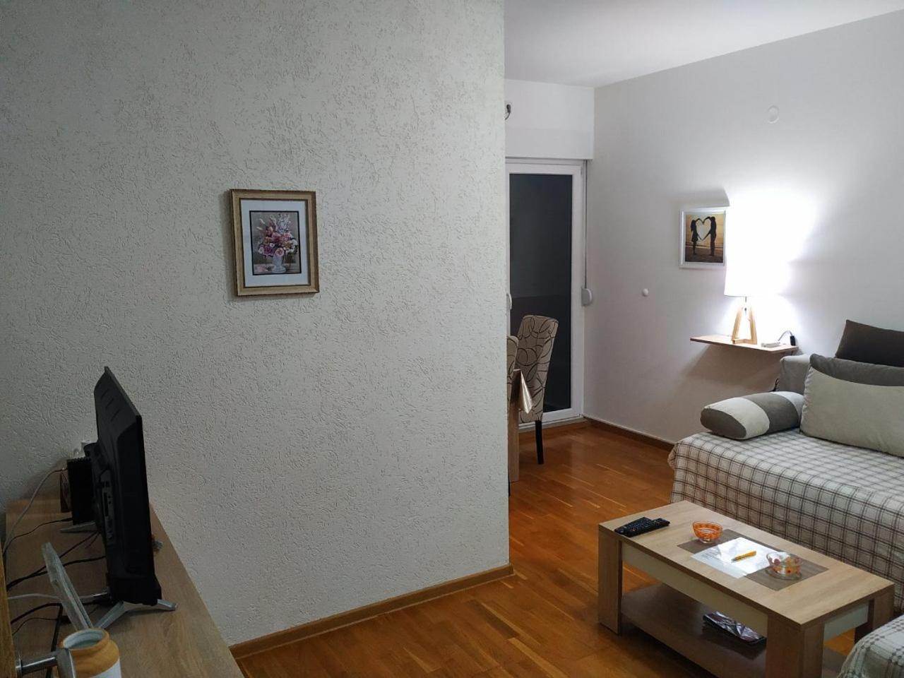 Apartman Vanja Podgorica Buitenkant foto